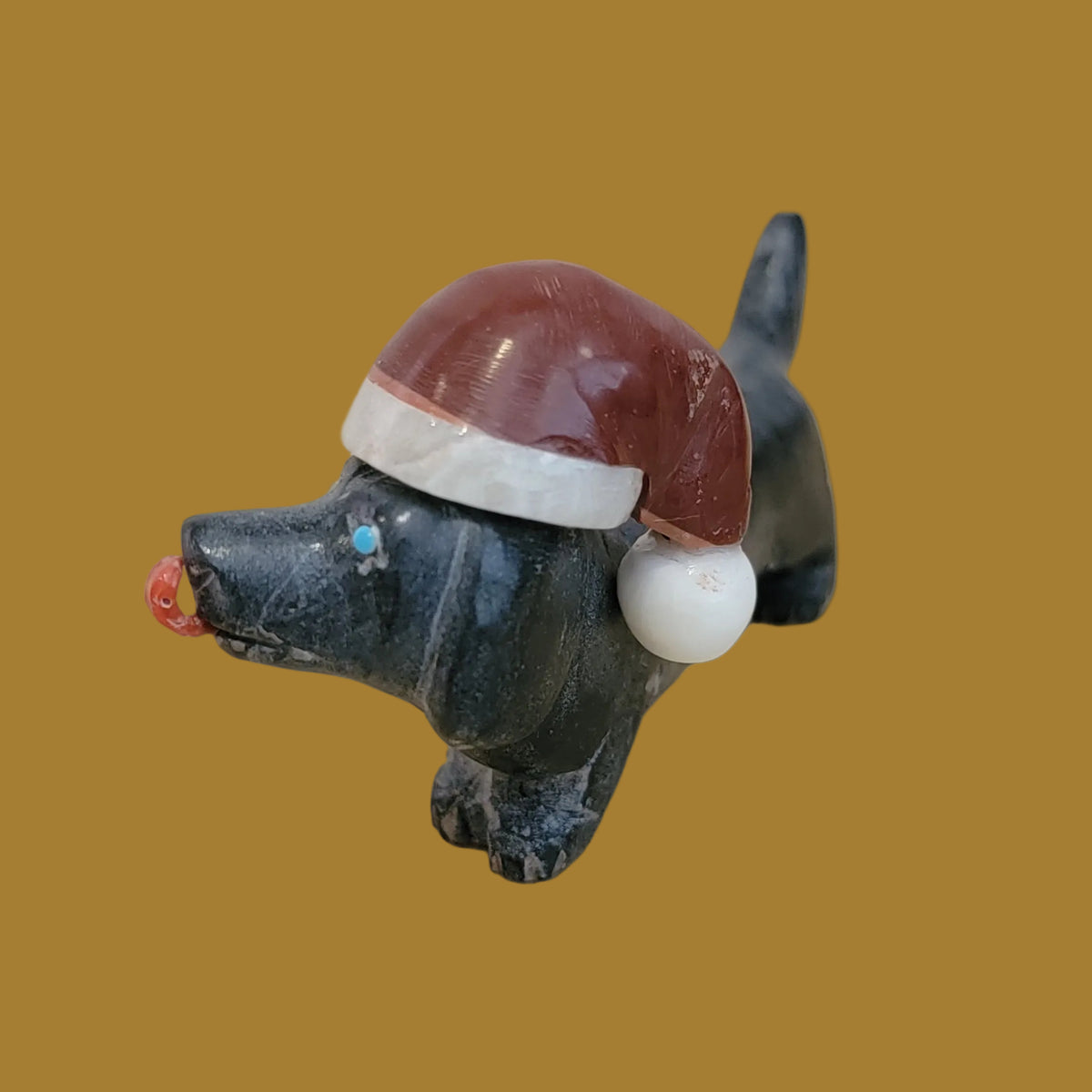Holiday Dachshund/Weenie Pup w/Hat Zuni Fetish