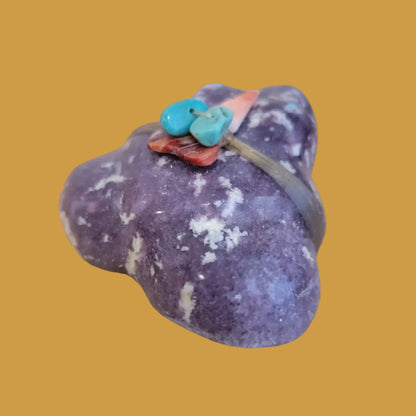 Lepidolite Frog w/Pack Zuni Fetish