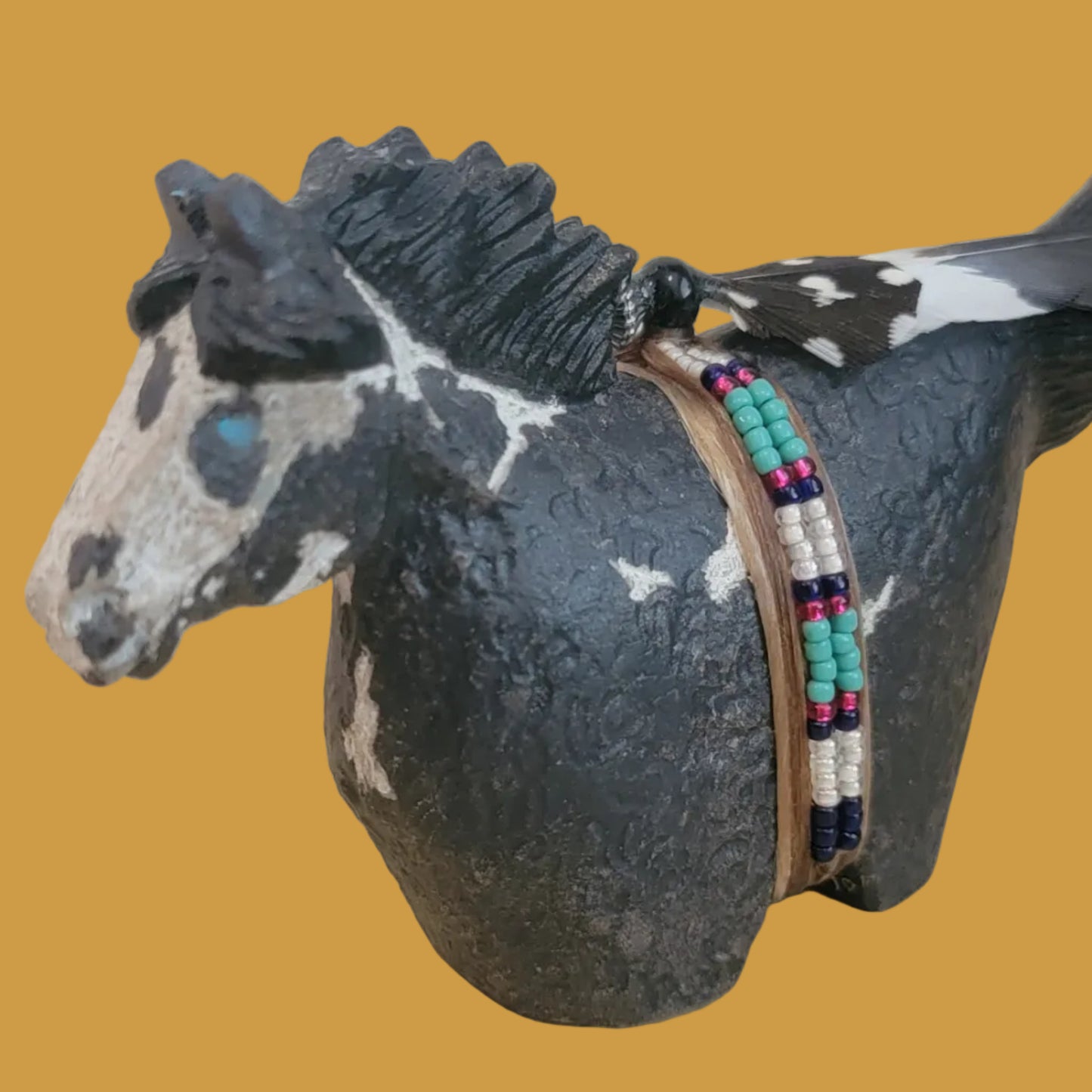 Beautiful Sandstone Navajo Painted Horse on the Run Zuni Fetish