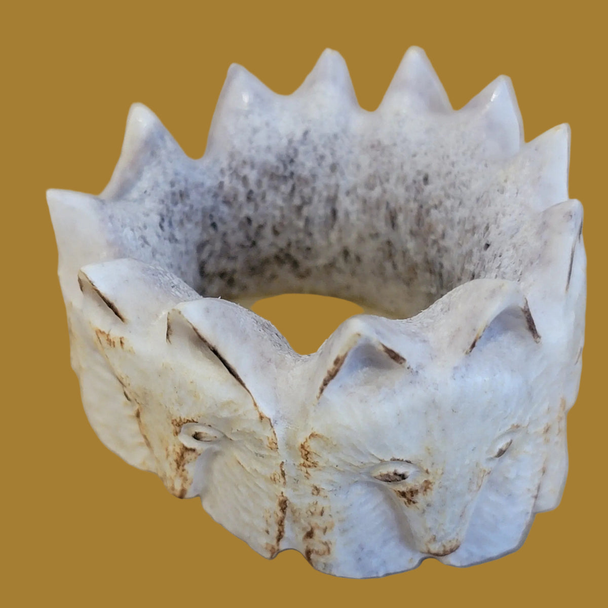 Antler Circle of Wolves Zuni Fetish