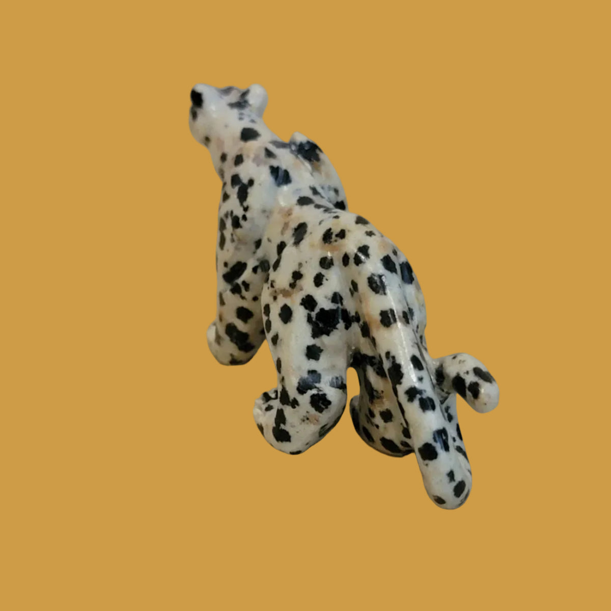 Dalmatian Stone Cheetah w/Fabulous Tail Zuni Fetish