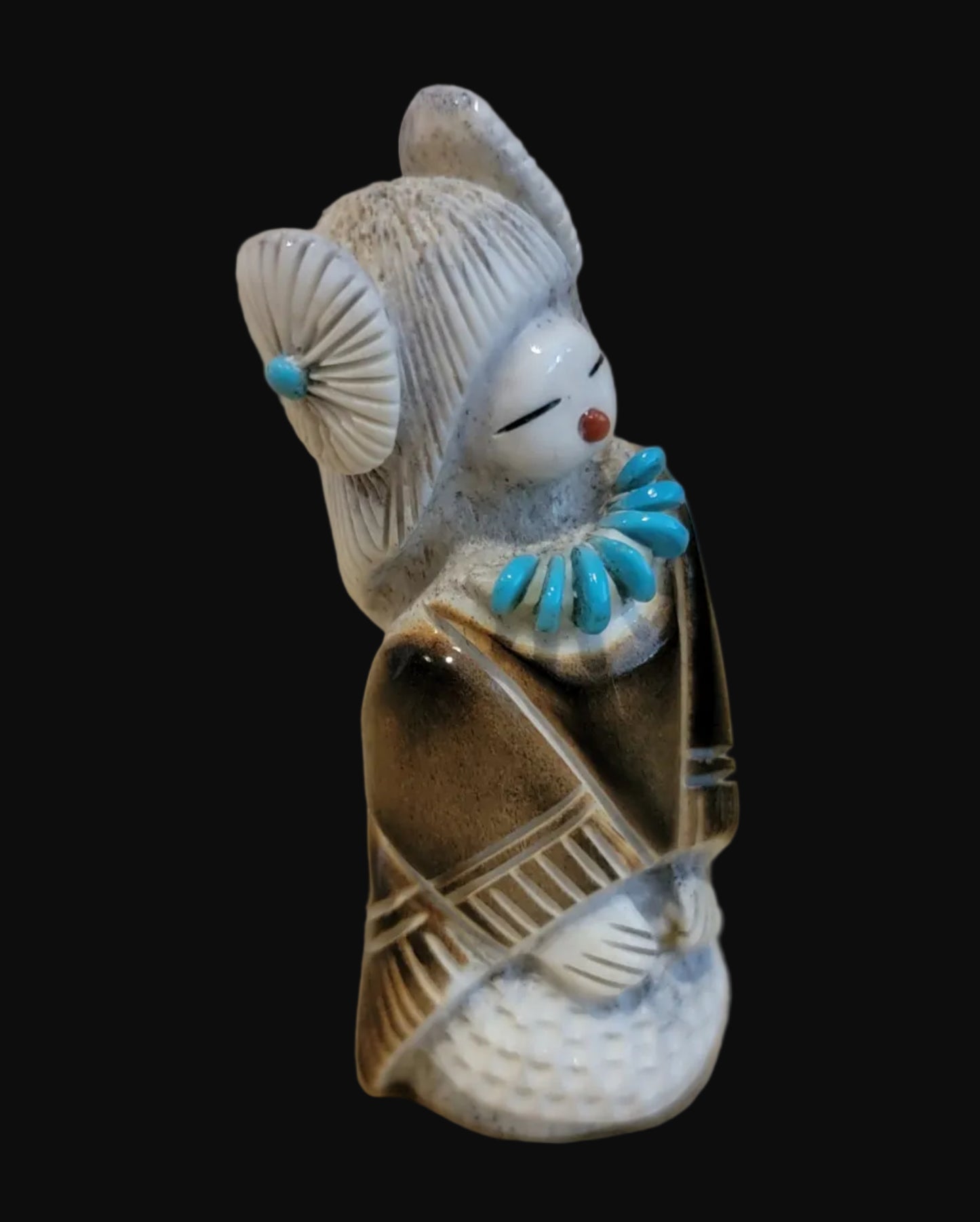 Beautiful Antler Zuni Maiden w/Mano and Metate Zuni Fetish
