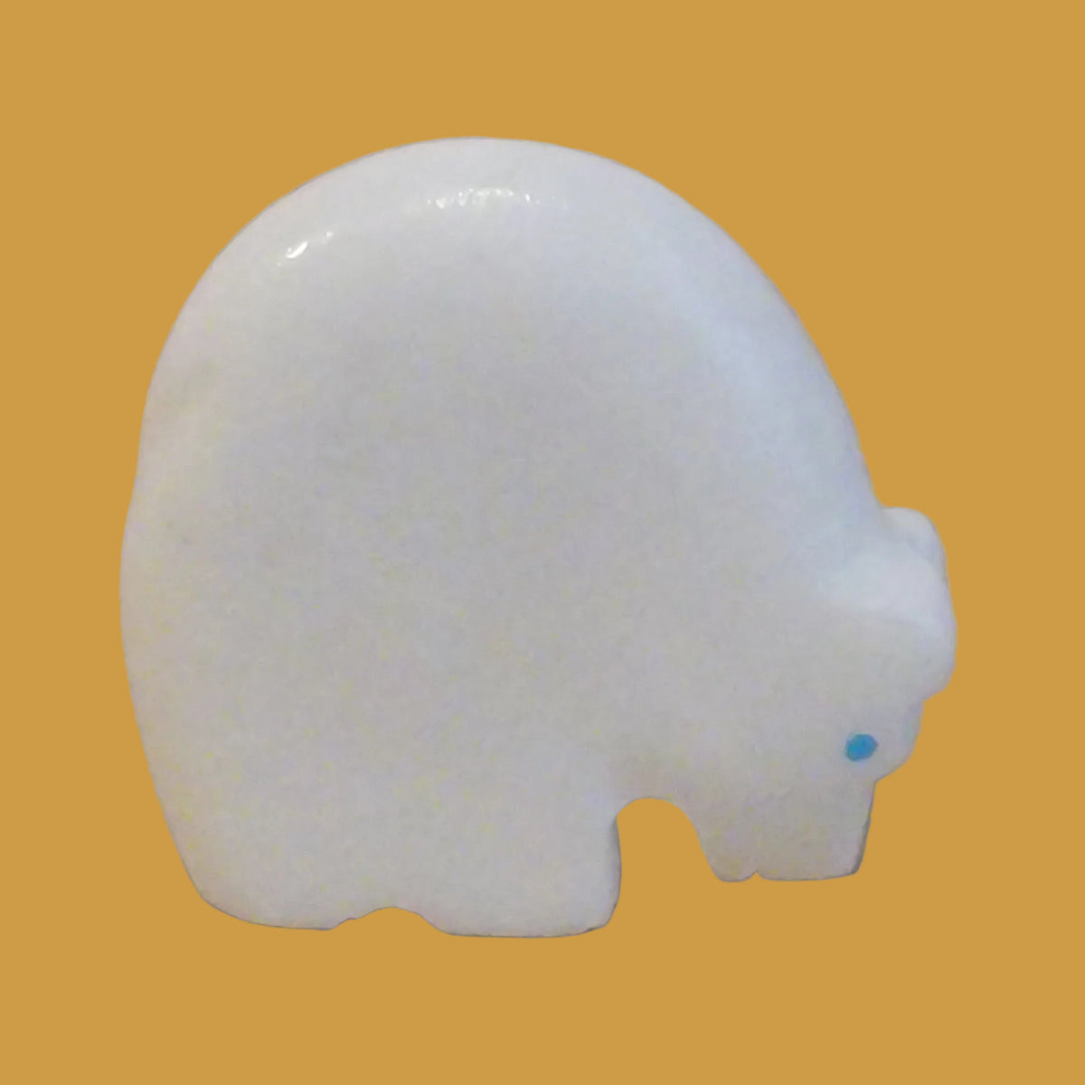 Powerful White Marble Medicine Bear w/ Zuni Sun Zuni Fetish