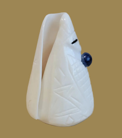 Natural Cone Shell Zuni Corn Maiden w/Lapis Appointment Zuni Fetish