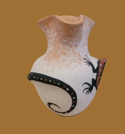 Zuni Fluted Rim Vase w/ Raised Frog and Gecko Pueblo Pottery
