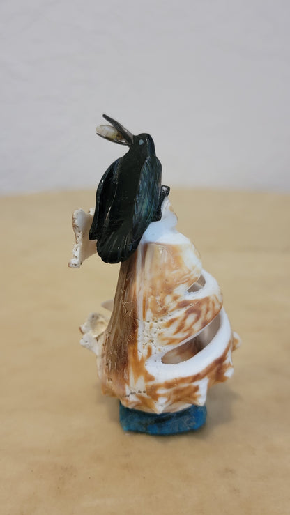 Raven w/Fish on Shell Perch Zuni Fetish