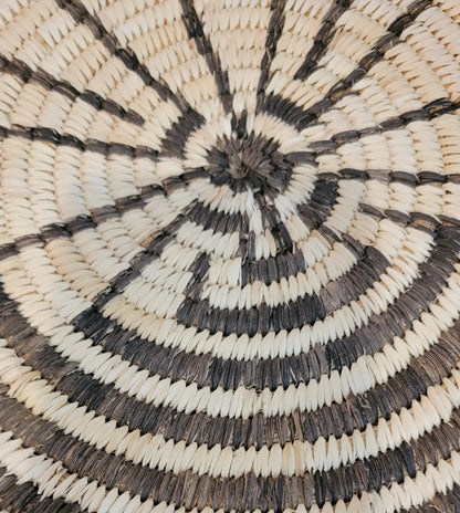Rare Find!  Man in the Maze Papago/ Tohono O'Odham Indian Basket