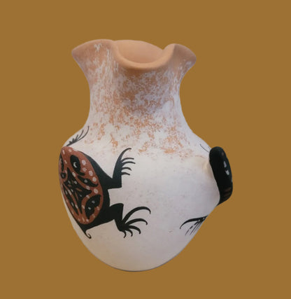 Zuni Fluted Rim Vase w/ Raised Frog and Gecko Pueblo Pottery