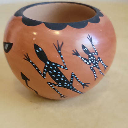 Lupita Yepa Traditional Jemez Pueblo Pottery Bowl w/ Geckos and More