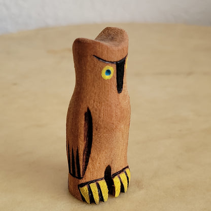 Cottonwood Root Zuni Fetish Owl/ FolkArt