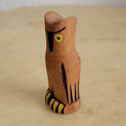 Cottonwood Root Zuni Fetish Owl/ FolkArt