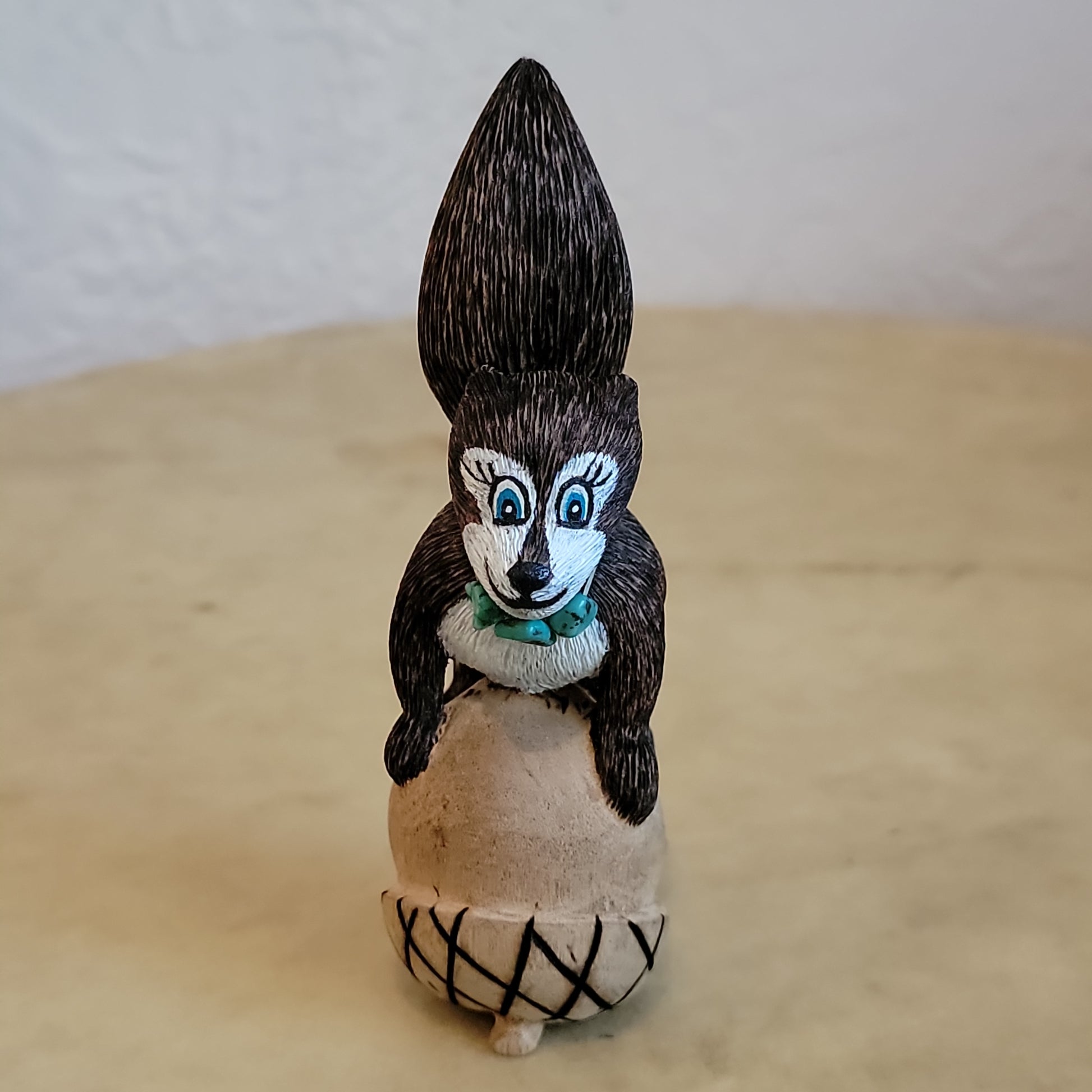 Elise Westika Cottonwood Squirrel w/Acorn Zuni Fetish and Folk Art