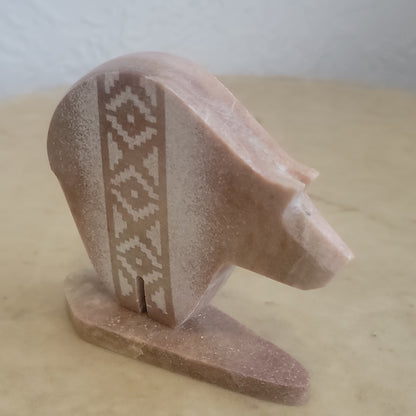 Navajo  Alabaster Bear  Zuni Fetish