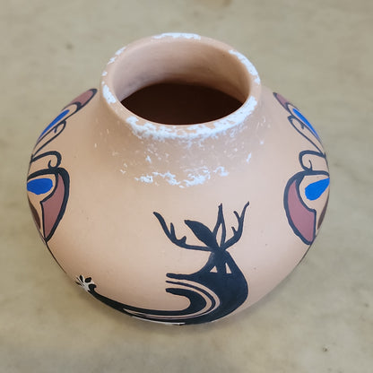 Tara Edaakie Zuni Pueblo Pottery w/ Deer and Butterfly Pattern